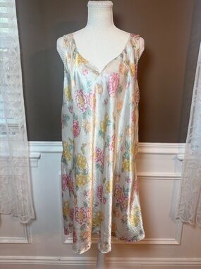 Morgan Taylor Y2K Floral Satin Chemise Nightgown 3X Cottagecore